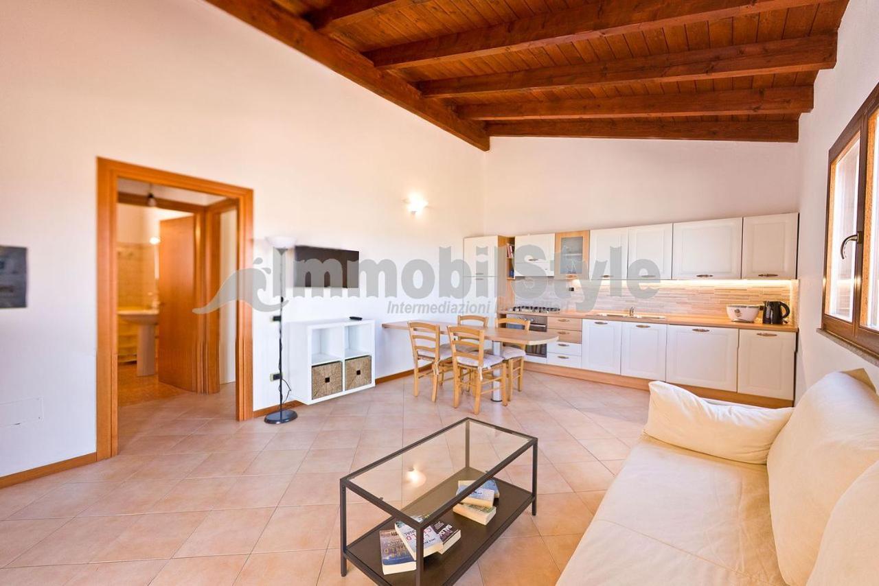 I Mirti Di Porto Pozzo Apartment Екстериор снимка