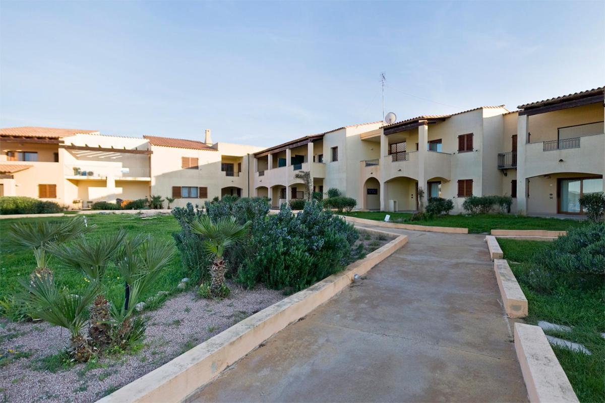 I Mirti Di Porto Pozzo Apartment Екстериор снимка